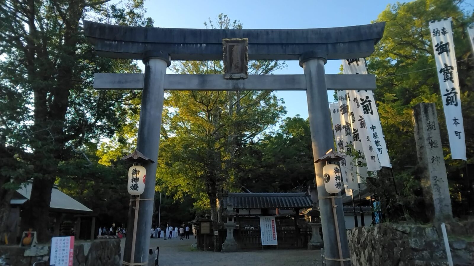 闘鶏神社鳥居